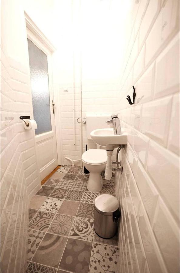 Apartment Sweet Home House New
